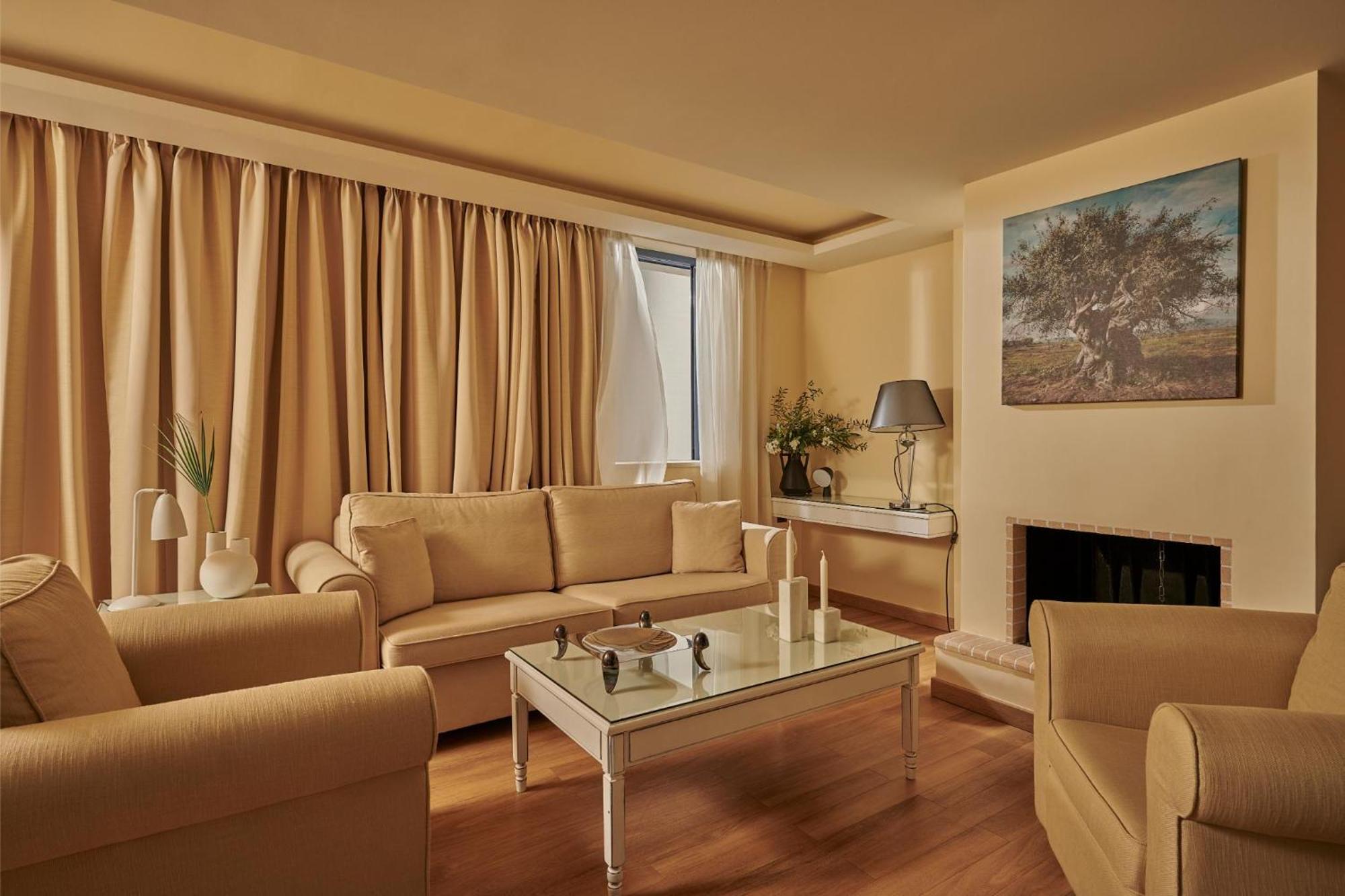 Alkyon & Hotel